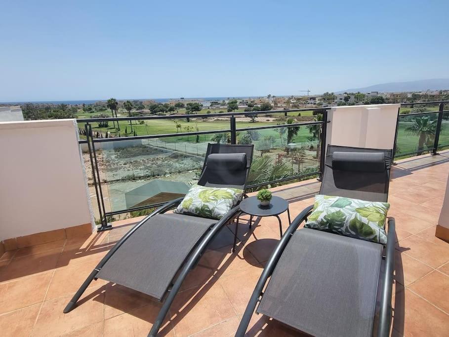 Toyo Alcazaba Suites Gran Terraza Y Vistas, 2Hab, Piscina Y Garaje Retamar  Extérieur photo